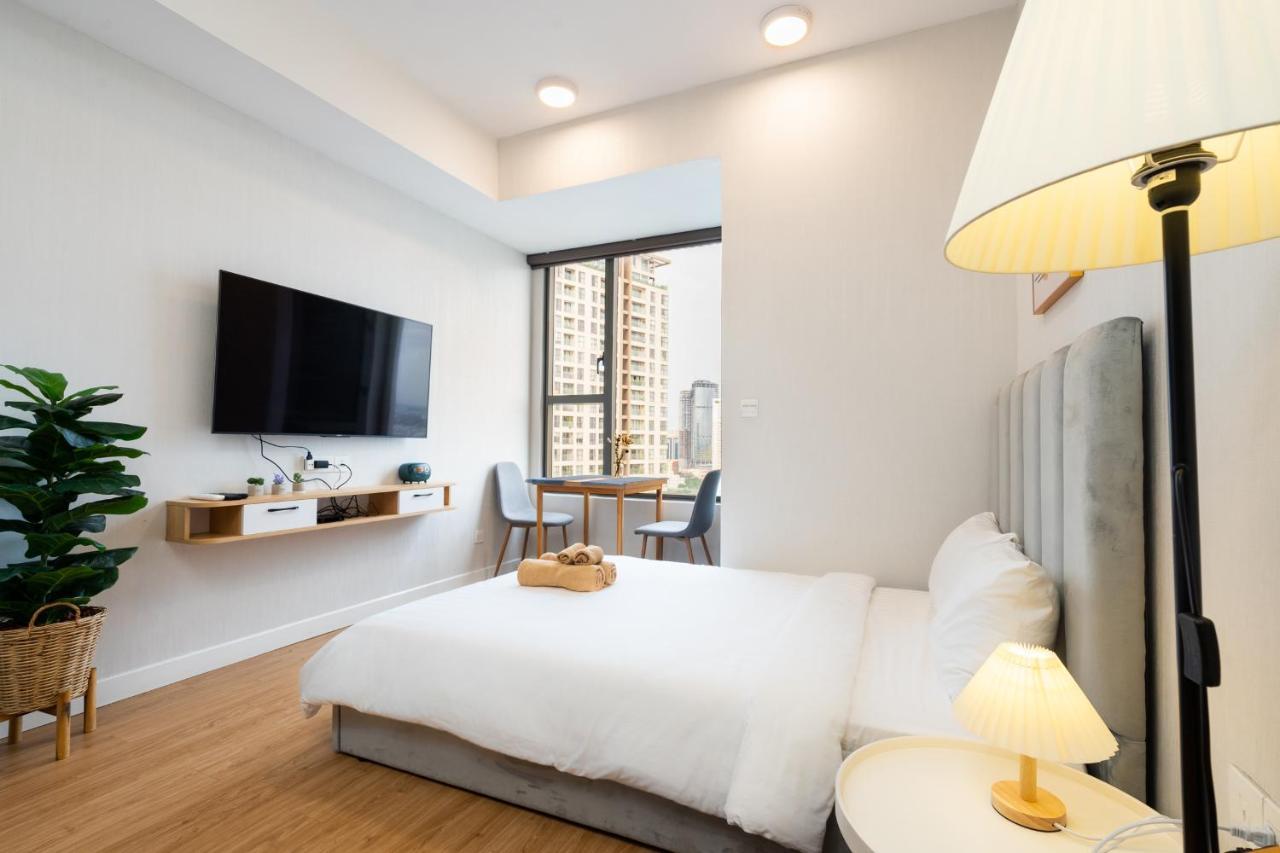 Miredu Apartment - In Cbd Хошимин Экстерьер фото