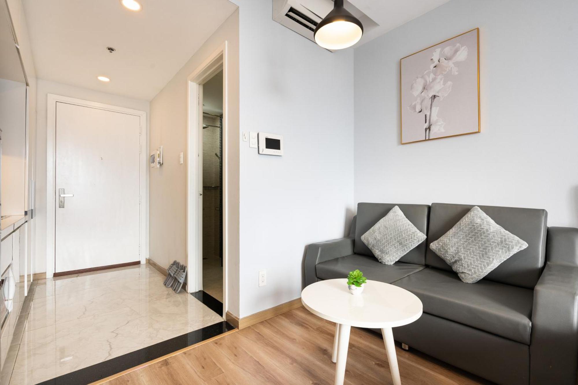 Miredu Apartment - In Cbd Хошимин Экстерьер фото