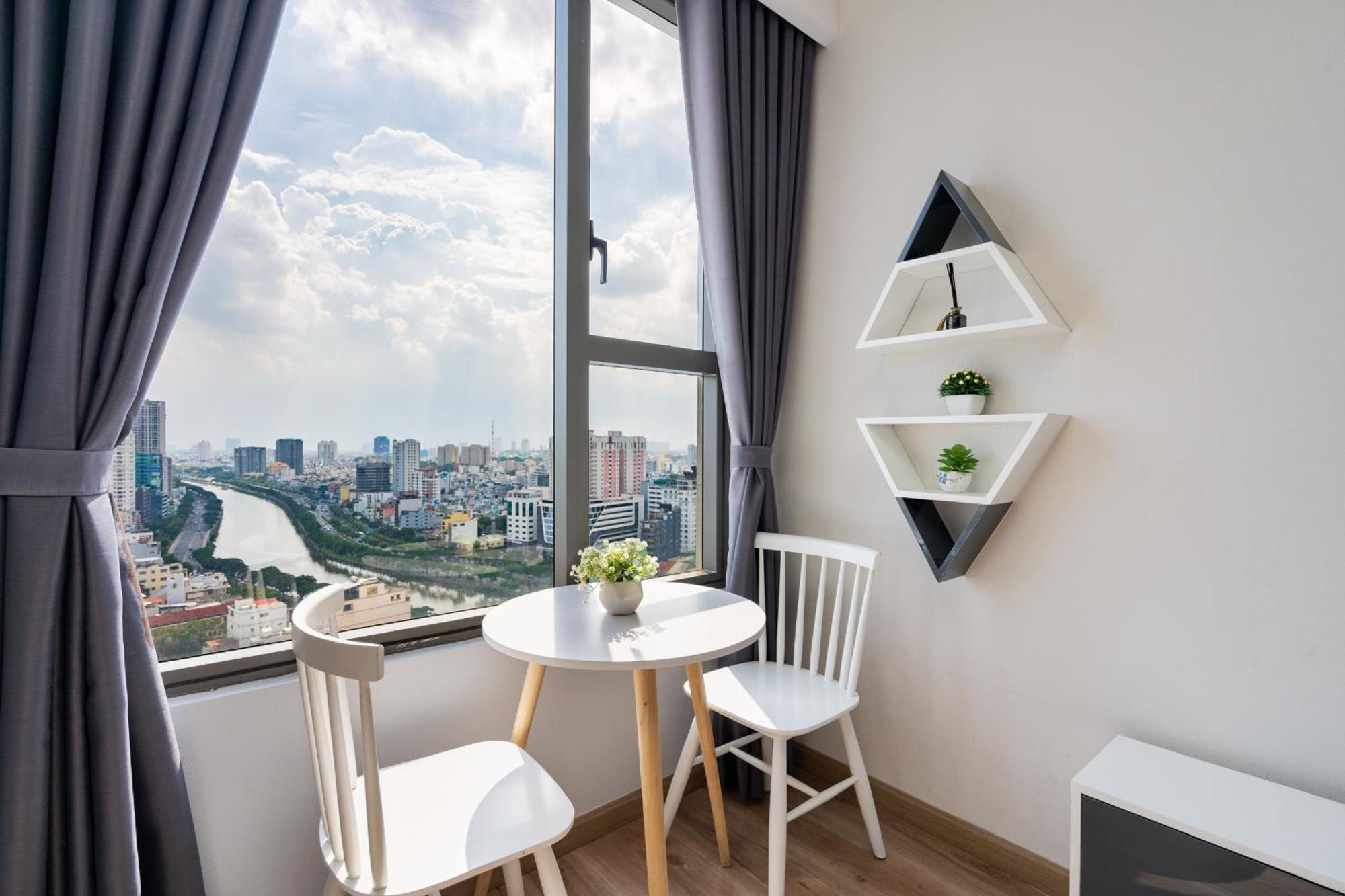 Miredu Apartment - In Cbd Хошимин Экстерьер фото
